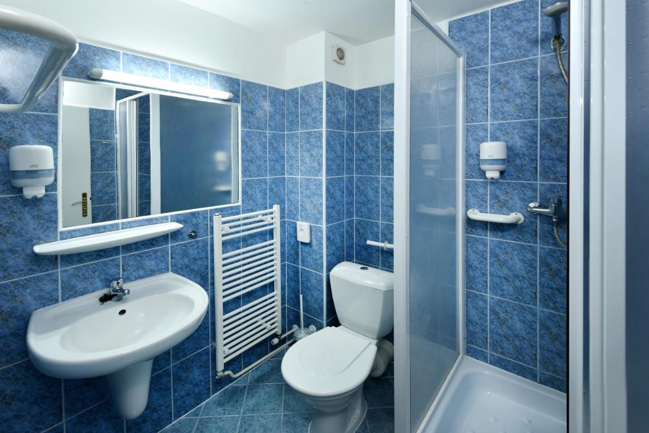 Aplend Hotel Lujza Major Татранска Ломница Экстерьер фото